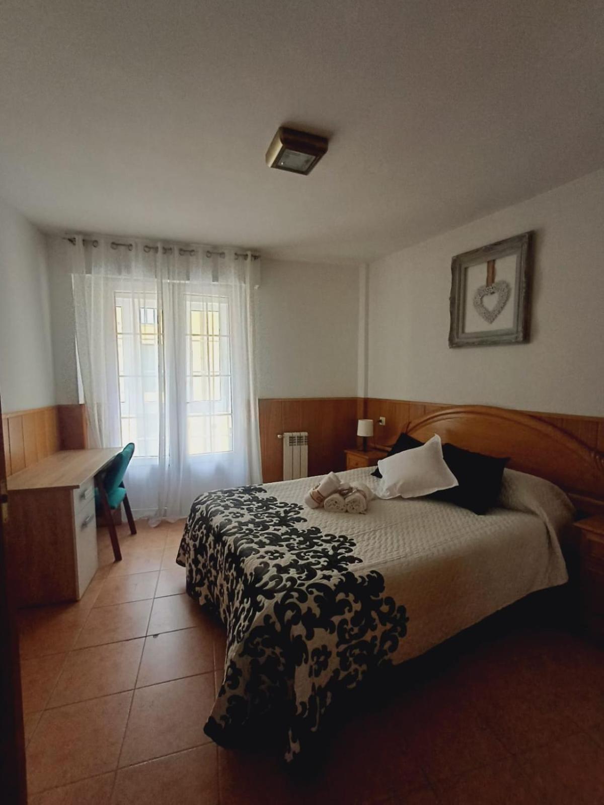 Hotel El Coterin Apartamentos Y Habitaciones Arenas De Cabrales Eksteriør billede