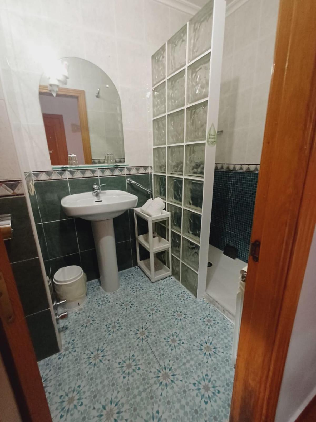Hotel El Coterin Apartamentos Y Habitaciones Arenas De Cabrales Eksteriør billede